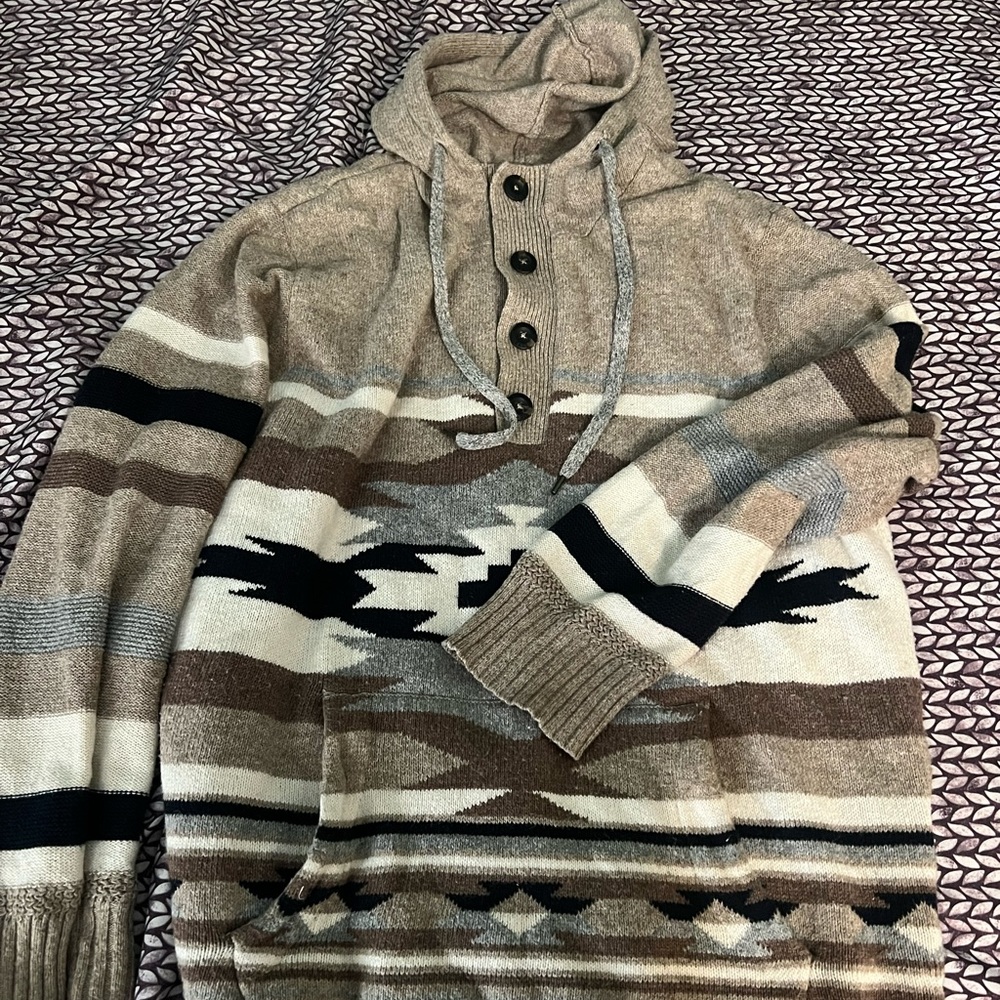 American eagle hooded sweater 3 for 20$